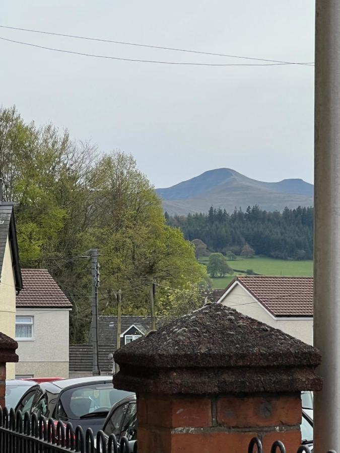 Brecon Town 3 Bedroom House Sleeps 6 Central Location Exteriör bild